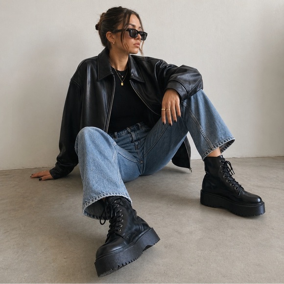 Jeffrey Campbell Shoes - Jeffery Campbell Platform Boots Womens Size 7 Black